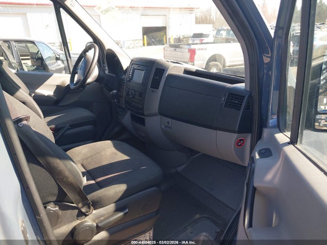 WD3PE7CD1JP633892 Mercedes-Benz Sprinter 2500 Standard Roof V6