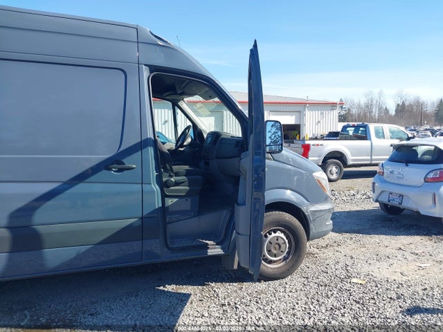 WD3PE7CD1JP633892 Mercedes-Benz Sprinter 2500 Standard Roof V6