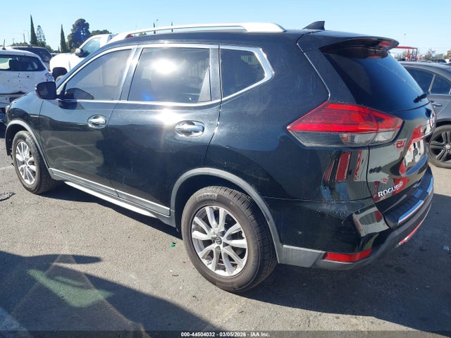 Nissan ROGUE SV 2017 KNMAT2MT2HP516195 Image 3