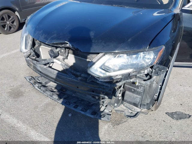 Nissan ROGUE SV 2017 KNMAT2MT2HP516195 Image 6