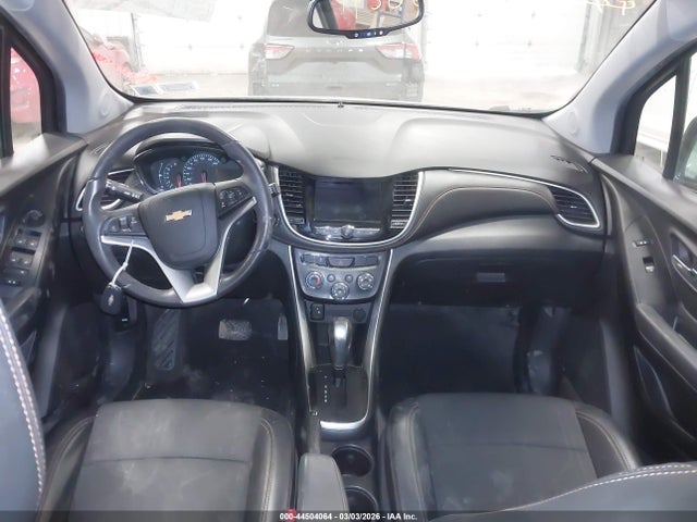 2019 CHEVROLET TRAX KL7CJLSB1KB912392 Photo 4