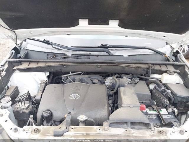 Toyota Highlander Limited 2018 5TDDZRFH9JS859353 Image 10
