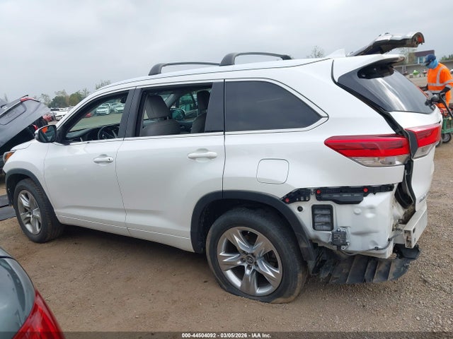 Toyota Highlander Limited 2018 5TDDZRFH9JS859353 Image 15