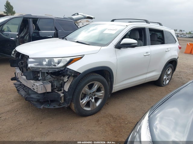 Toyota Highlander Limited 2018 5TDDZRFH9JS859353 Image 2