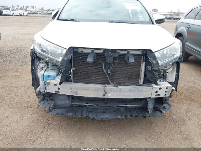 Toyota Highlander Limited 2018 5TDDZRFH9JS859353 Image 6