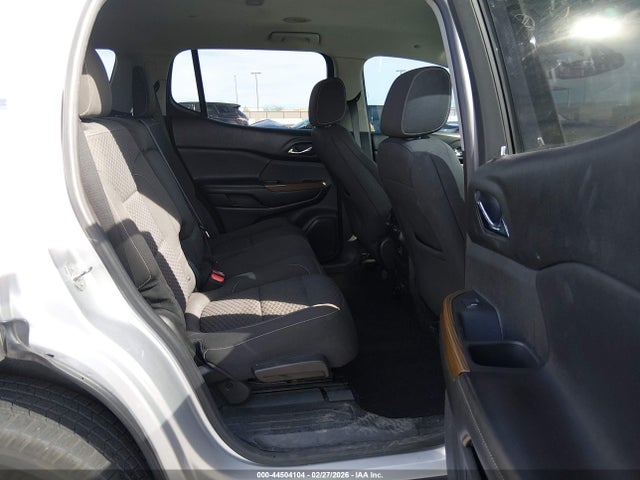 1GKKNSLA3HZ281720 GMC Acadia Sle-2