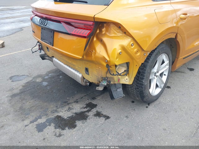 Продаж на аукціоні авто 2022 Audi Sq8 Prestige Tfsi Quattro Tiptronic, vin: WA1CWBF13ND030174, номер лоту: 44504121