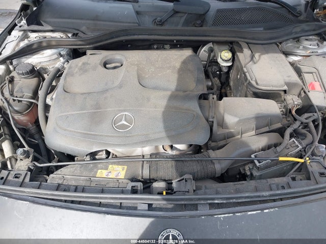 44504132 :رقم المزاد ، WDCTG4GB8KU012801 vin ، 2019 Mercedes-benz Gla 250 4matic مزاد بيع