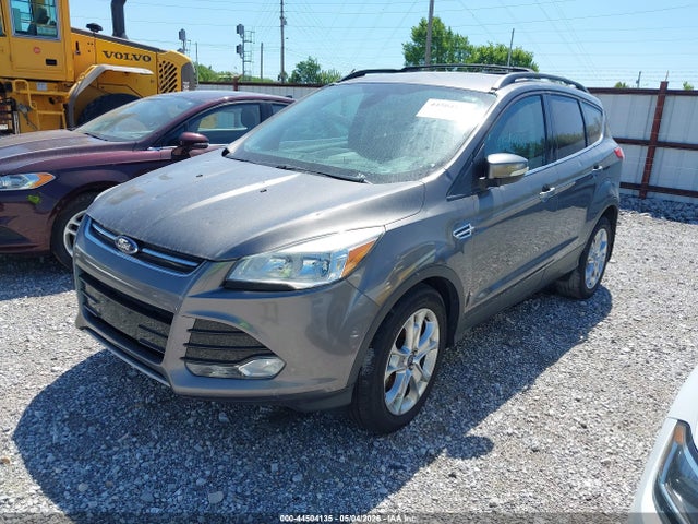 44504135 :رقم المزاد ، 1FMCU0HX8DUD38260 vin ، 2013 Ford Escape Sel مزاد بيع