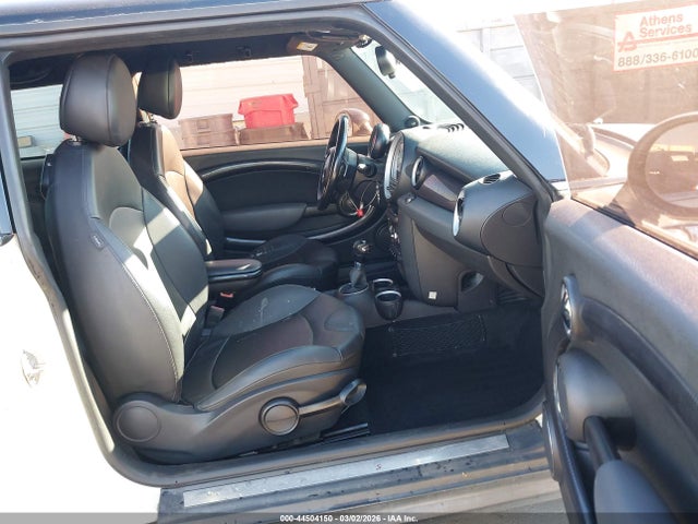 2011 MINI COOPER S WMWSV3C55BTY15604 Photo 4