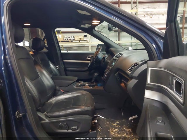 44504153 :رقم المزاد ، 1FM5K8D8XHGC98327 vin ، 2017 Ford Explorer Xlt مزاد بيع