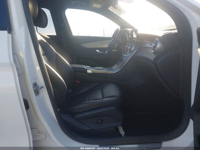 W1N0G8DB1MV312822 Mercedes-Benz Glc 300 Suv