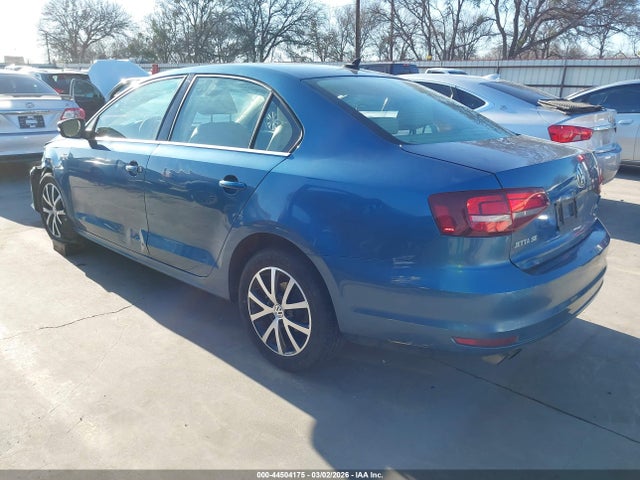 2017 VOLKSWAGEN JETTA 3VWDB7AJ8HM292241 Photo 2