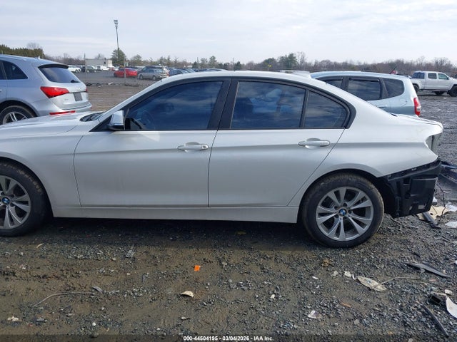44504195 :رقم المزاد ، WBA3B5G55FNS17039 vin ، 2015 Bmw 328i Xdrive مزاد بيع