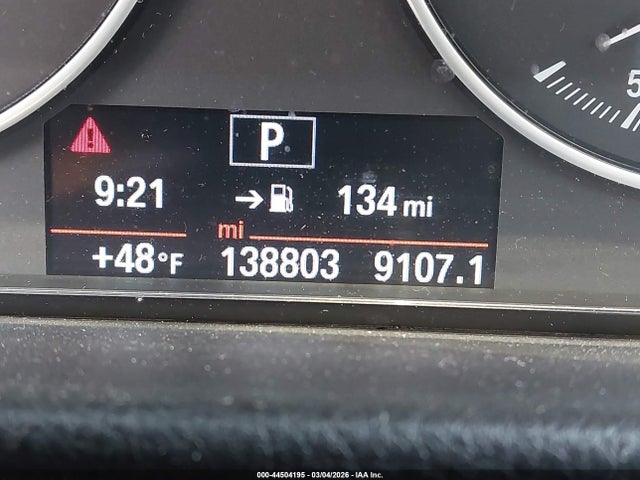 44504195 :رقم المزاد ، WBA3B5G55FNS17039 vin ، 2015 Bmw 328i Xdrive مزاد بيع