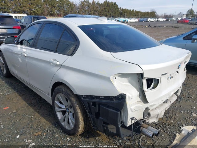 2015 BMW 328I WBA3B5G55FNS17039 Photo 2