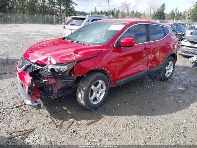 JN1BJ1CR3JW258813 Nissan Rogue Sport S
