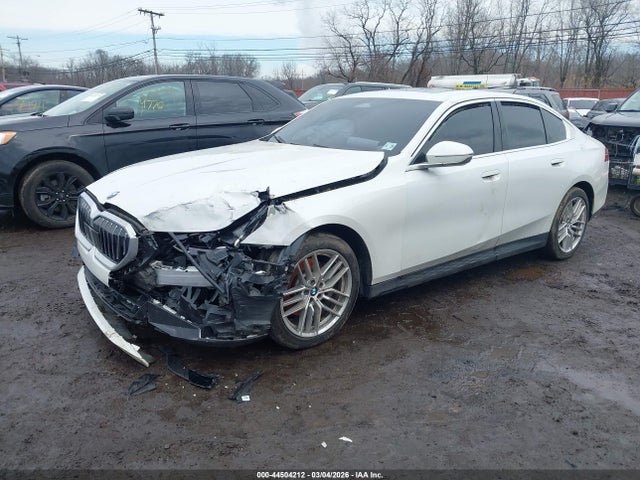 2024 Bmw 530i Xdrive მანქანა იყიდება აუქციონზე, vin: WBA53FJ04RCR14145, აუქციონის ნომერი: 44504212