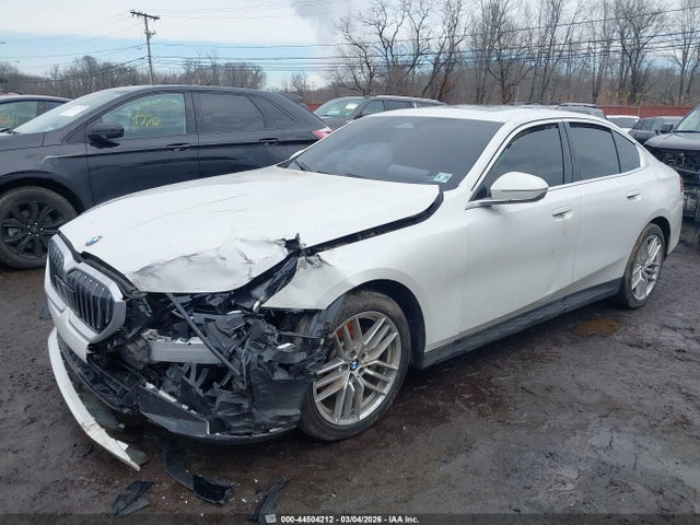 2024 Bmw 530i Xdrive მანქანა იყიდება აუქციონზე, vin: WBA53FJ04RCR14145, აუქციონის ნომერი: 44504212