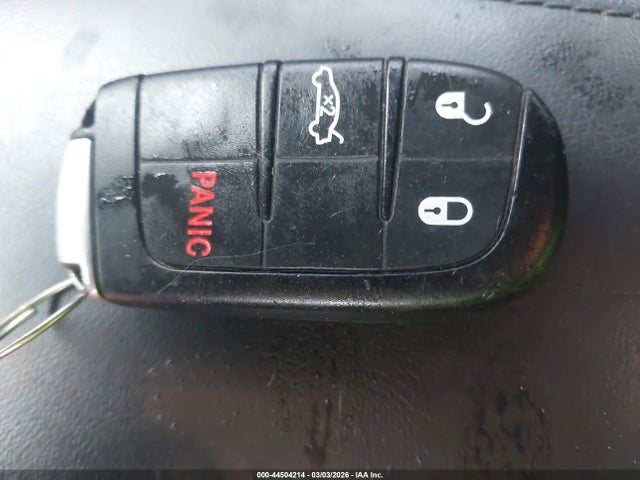 Продаж на аукціоні авто 2015 Chrysler 200 Limited, vin: 1C3CCCAB2FN745581, номер лоту: 44504214