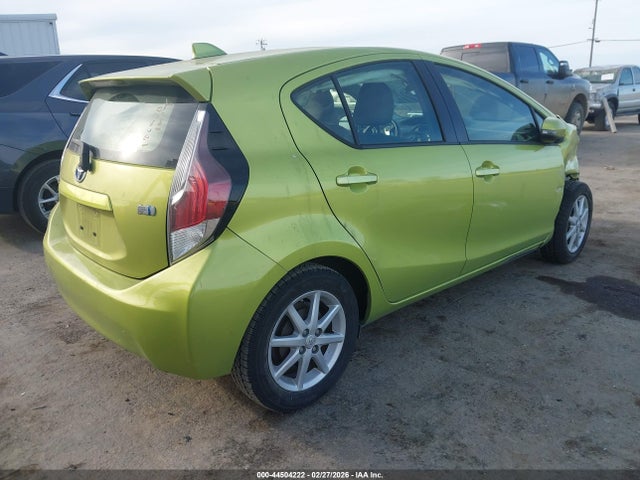 JTDKDTB32F1110282 Toyota Prius C Four