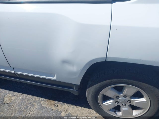 Jeep Compass Sport 2015 1C4NJCBA3FD138708 Image 14