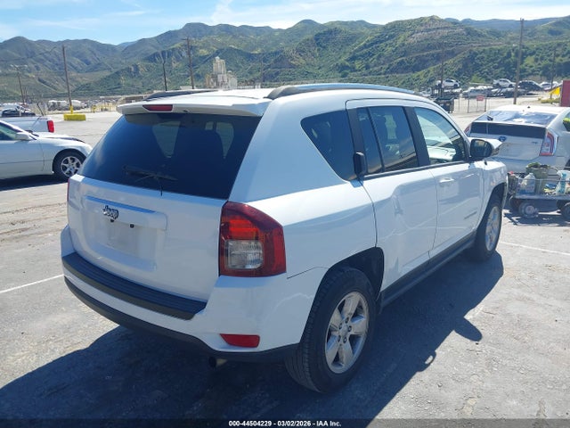 Jeep Compass Sport 2015 1C4NJCBA3FD138708 Image 4