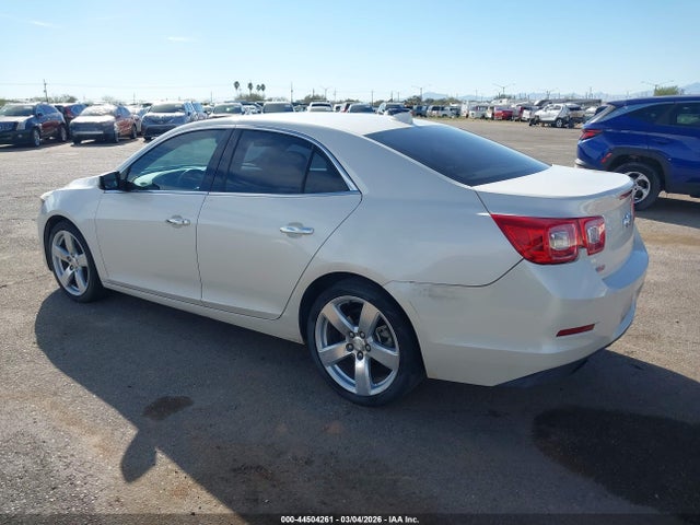 1G11J5SXXEF109099 Chevrolet Malibu 2lz