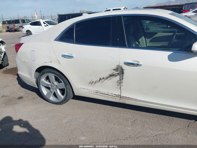 1G11J5SXXEF109099 Chevrolet Malibu 2lz