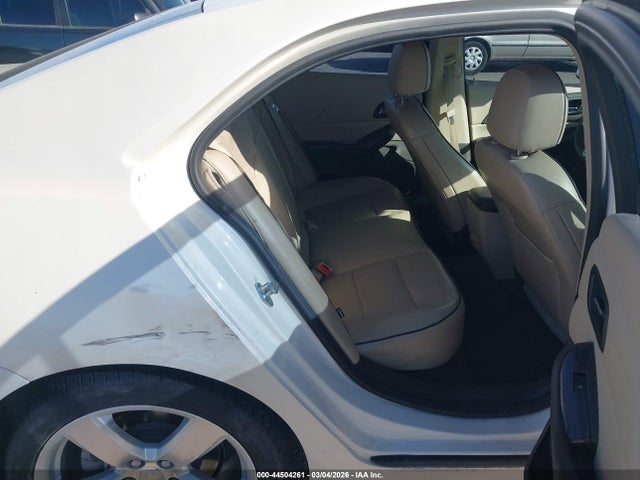 1G11J5SXXEF109099 Chevrolet Malibu 2lz