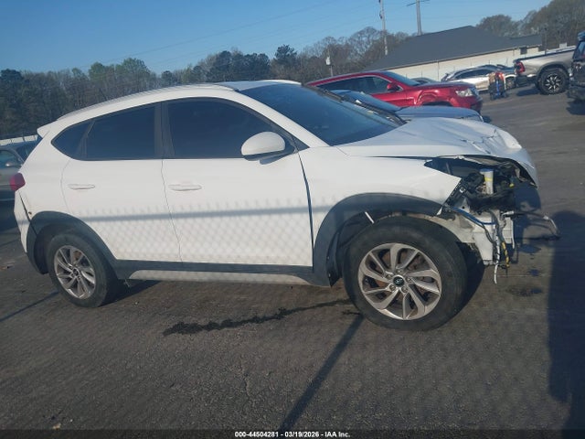 44504281 :رقم المزاد ، KM8J3CA45HU390690 vin ، 2017 Hyundai Tucson Se مزاد بيع