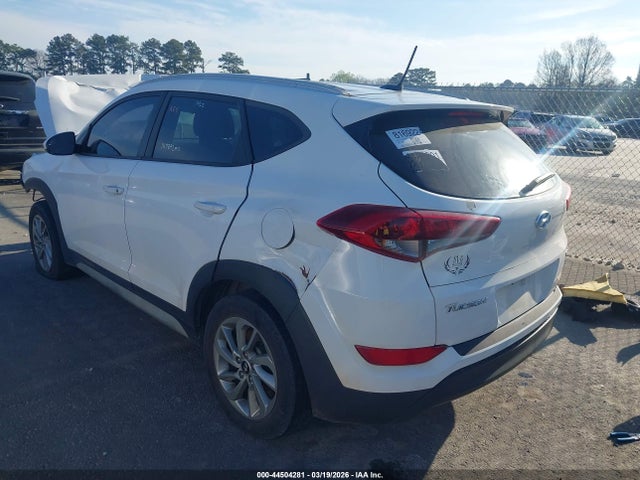 2017 HYUNDAI TUCSON KM8J3CA45HU390690 Photo 2