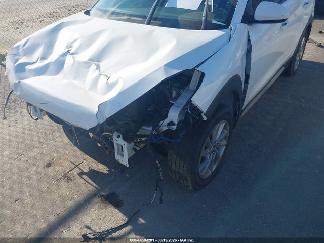 2017 HYUNDAI TUCSON KM8J3CA45HU390690 Photo 5