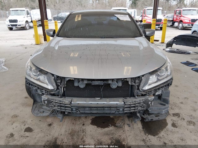 1HGCR2F53HA219575 Honda Accord Sport