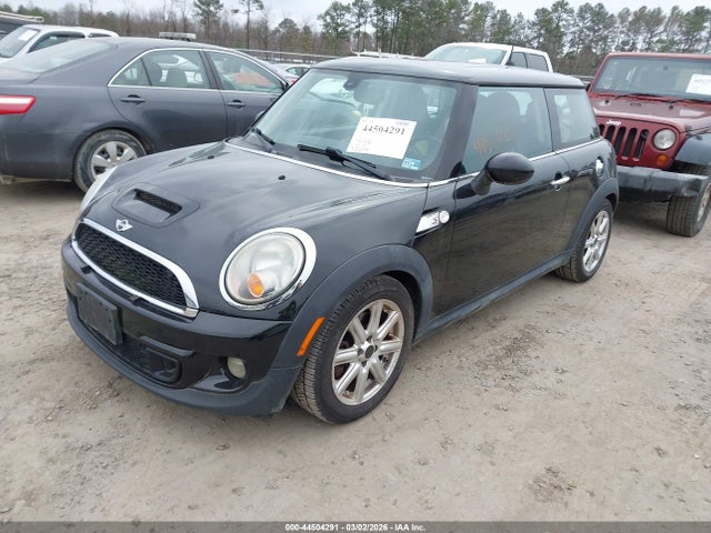 2012 MINI COOPER S WMWSV3C59CTY16644 Photo 1