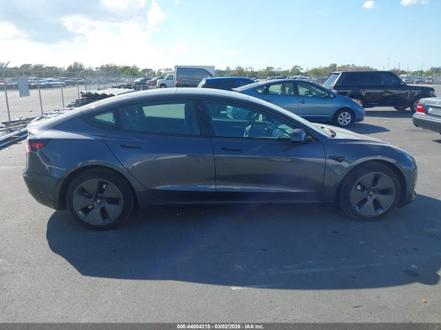 Tesla Model 3 Rear-wheel Drive 2023 5YJ3E1EA1PF686406 Image 13