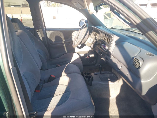 Продаж на аукціоні авто 2000 Dodge Durango, vin: 1B4HS28Z3YF253895, номер лоту: 44504321