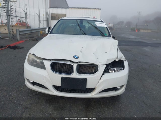 2011 Bmw 328i მანქანა იყიდება აუქციონზე, vin: WBAPH7C56BE682439, აუქციონის ნომერი: 44504323
