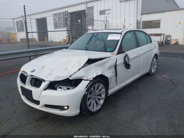 2011 Bmw 328i მანქანა იყიდება აუქციონზე, vin: WBAPH7C56BE682439, აუქციონის ნომერი: 44504323