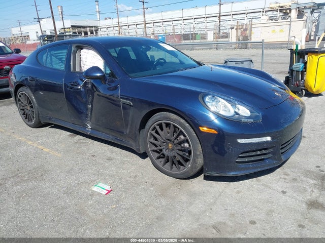 2016 PORSCHE PANAMERA WP0AA2A7XGL003893