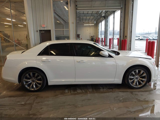 Aukcja sprzedaży 2014 Chrysler 300 300s, vin: 2C3CCABG6EH309547, numer aukcji: 44504342