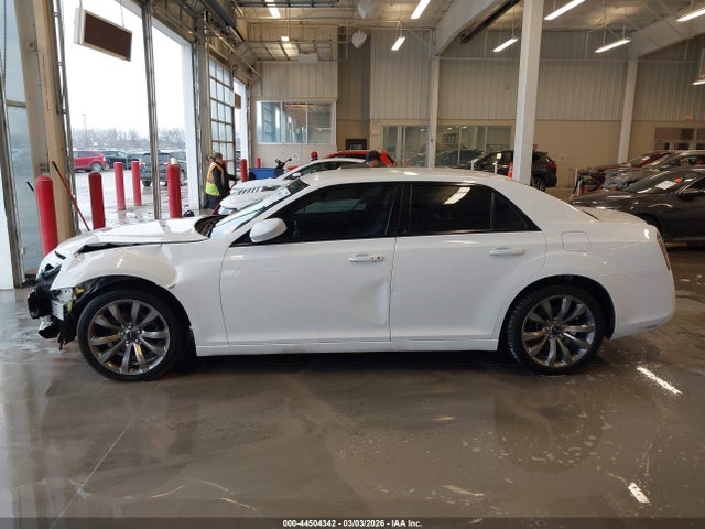Aukcja sprzedaży 2014 Chrysler 300 300s, vin: 2C3CCABG6EH309547, numer aukcji: 44504342
