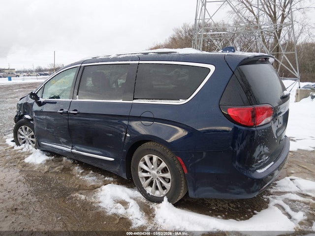 Продаж на аукціоні авто 2018 Chrysler Pacifica Touring L Plus, vin: 2C4RC1EG5JR260475, номер лоту: 44504346