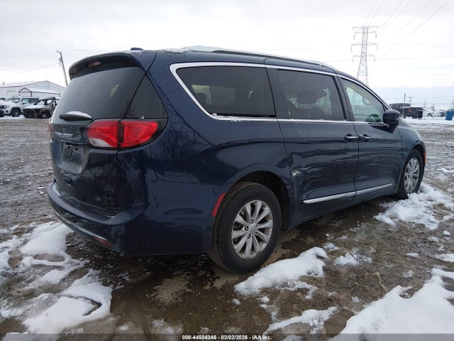 Продаж на аукціоні авто 2018 Chrysler Pacifica Touring L Plus, vin: 2C4RC1EG5JR260475, номер лоту: 44504346