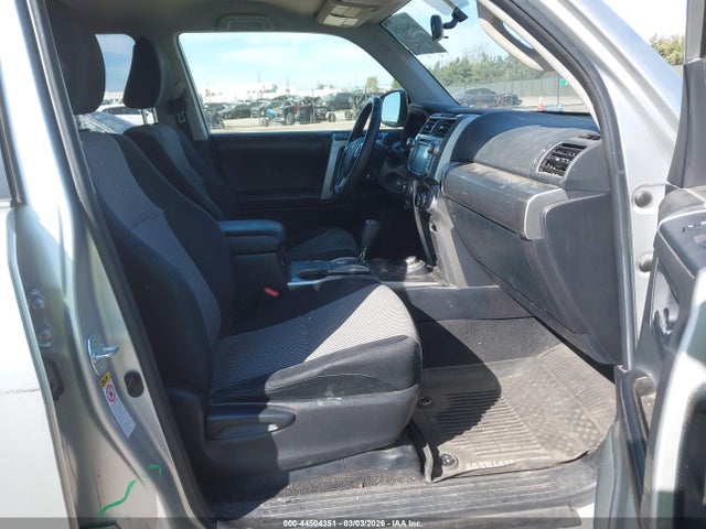 Toyota 4RUNNER SR5 2016 JTEBU5JR2G5394441 Image 5