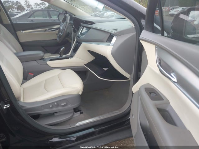 2017 CADILLAC XT5 1GYKNBRS2HZ325731 Photo 4