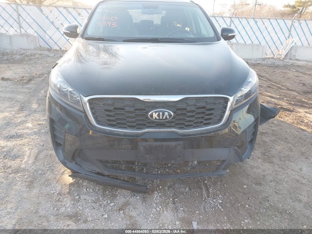 44504393 :رقم المزاد ، 5XYPGDA58KG565797 vin ، 2019 Kia Sorento 3.3l Lx مزاد بيع