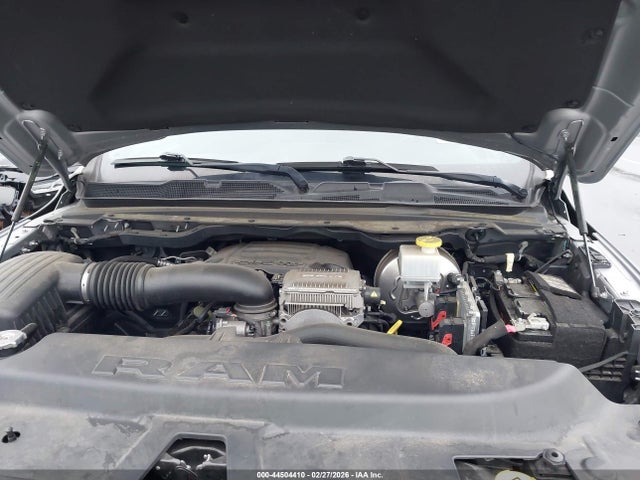 44504410 :رقم المزاد ، 1C6SRFFT2MN578037 vin ، 2021 Ram 1500 Big Horn  4x4 5'7 Box مزاد بيع