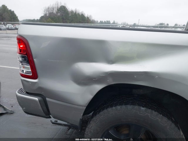 44504410 :رقم المزاد ، 1C6SRFFT2MN578037 vin ، 2021 Ram 1500 Big Horn  4x4 5'7 Box مزاد بيع