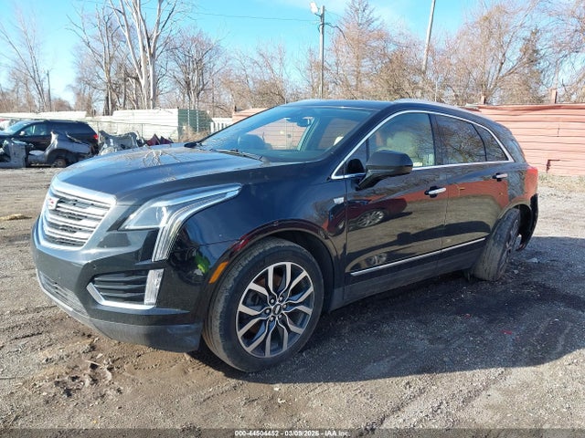44504452 :رقم المزاد ، 1GYKNDRS1JZ121021 vin ، 2018 Cadillac Xt5 Luxury مزاد بيع